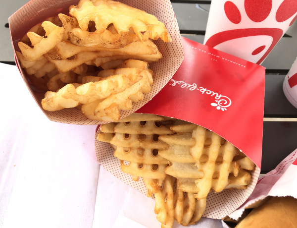 LA発＞チキン専門のファストフード「チックフィレイ／Chick-Fil-A」は大人気！ | スタッフブログ | たびらば[旅ＬＯＶＥＲ]  海外旅行情報サイト